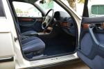 BMW 740i 1992 года (UK)